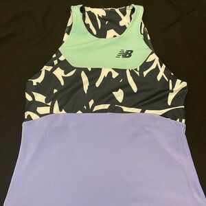 New Balance workout top